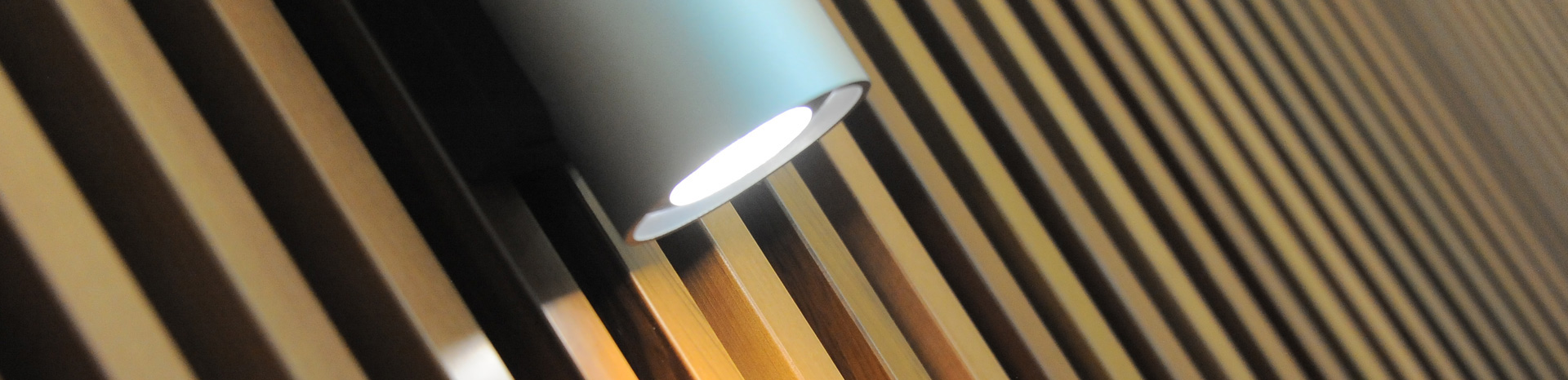 Banner Bottom Wall Light
